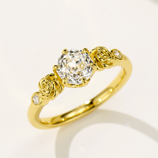 Rose Diamond | Silver Ring