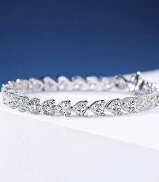 Romantic Heart-Cut Sterling Silver Bracelet front view front view close up of Romantic Heart-Cut Sterling Silver Bracelet