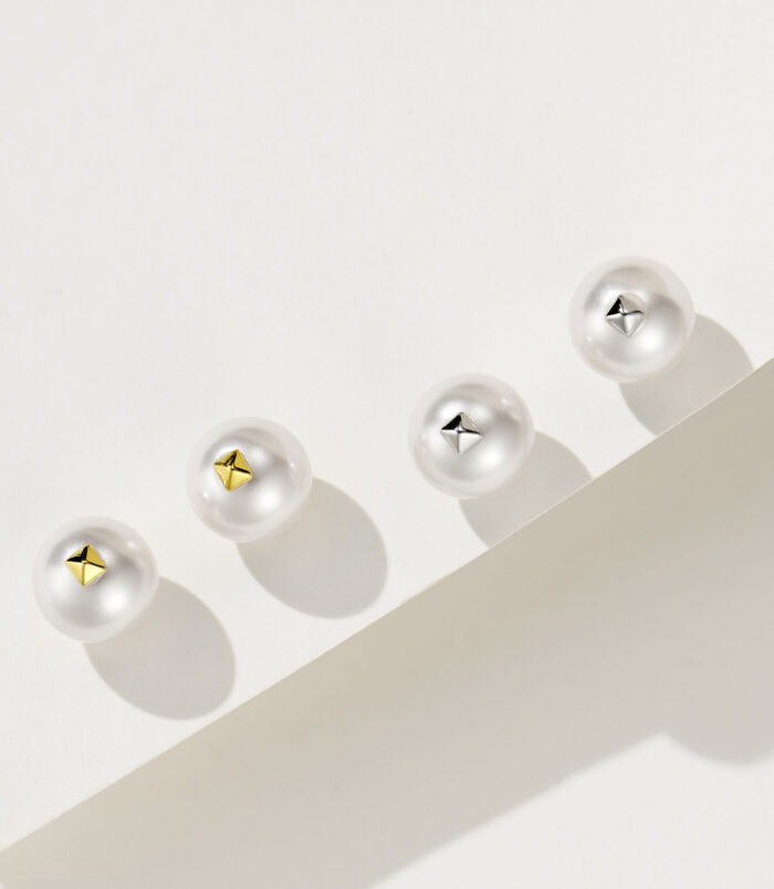 Elegant Pearl Stud Earrings color comparison: white gold color vs. yellow gold color