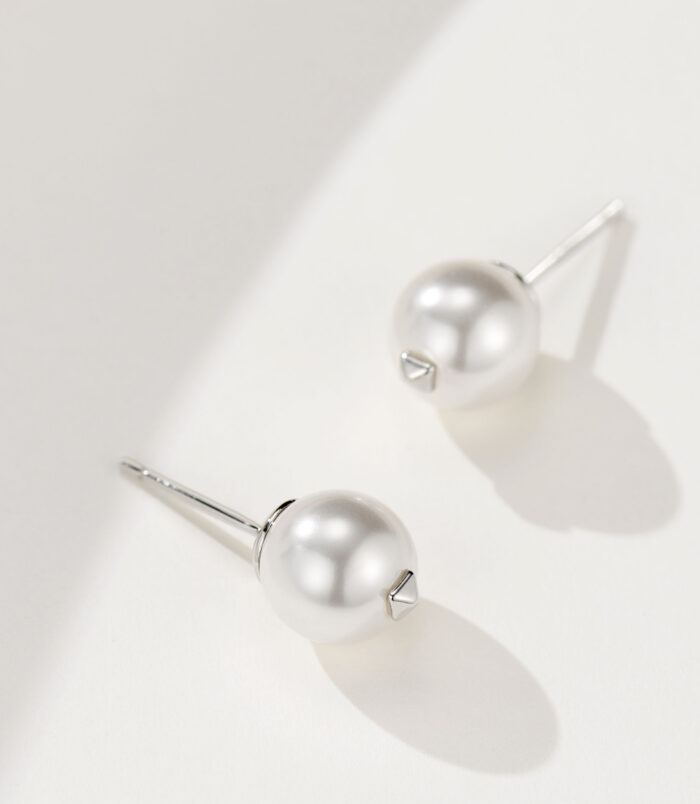 Rhodium plated Elegant Pearl Stud Earrings side view