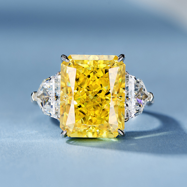 11ct Luxurious Yellow Diamond | Silver Ring