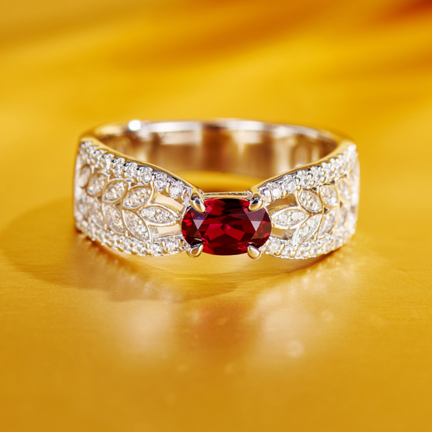 Ruby Grain Circle | Silver Ring