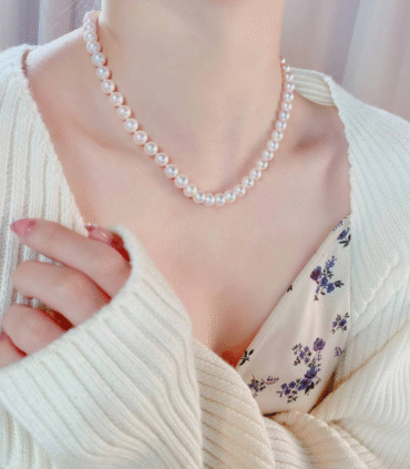 The Perfect Jewelry Gift for Mom: Timeless Tokens of Love