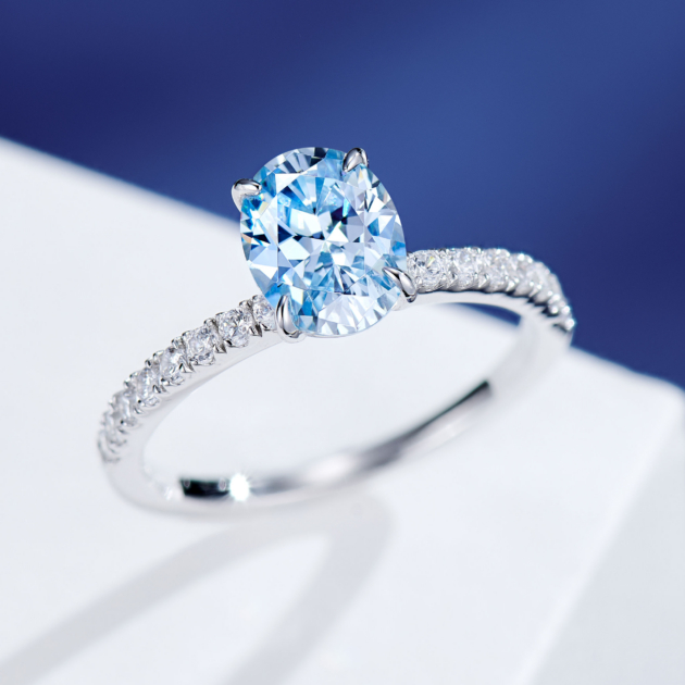 1.5ct Blue Oval cut Diamond | Silver Ring