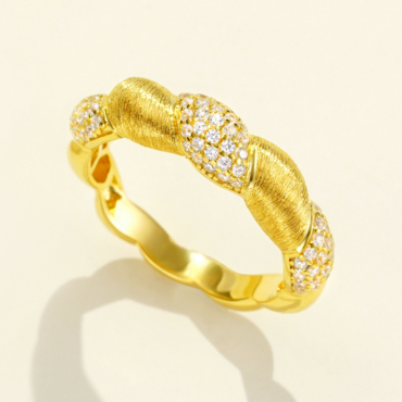 What is Gold-Plated Jewelry? A Stylish & Affordable Choice