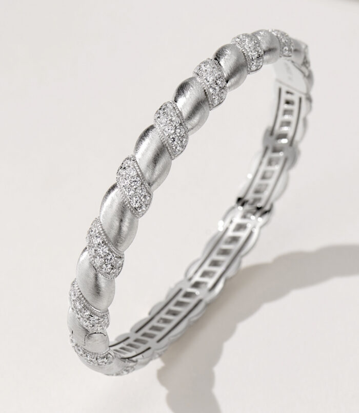 rhodium plated vintage twisted brushed silver bracelet side view side view of rhodium plated vintage twisted brushed silver bracelet