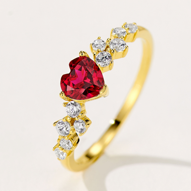Sparkling Heart-Shaped Ruby Ring｜Silver Ring