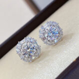 trendy sterling silver Sugar-shape stud earrings displayed in jewelry box