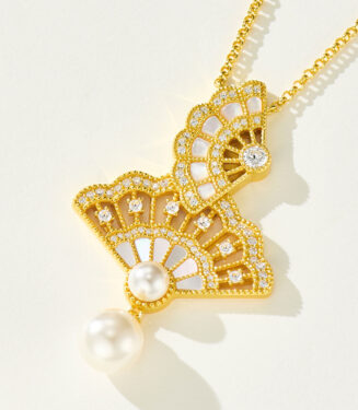 top view details of Sterling silver openwork fan necklace